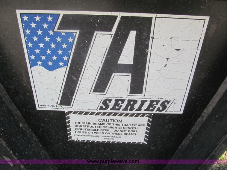 image for item E5968 1998 Fontaine 55 ton triple axel detach lowboy trailer