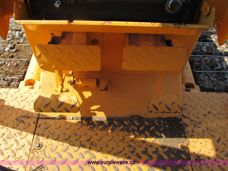 image for item E5969 Dressta TD-9M dozer