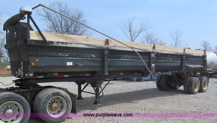 image for item E5970 2000 Lufkin 38' end dump trailer