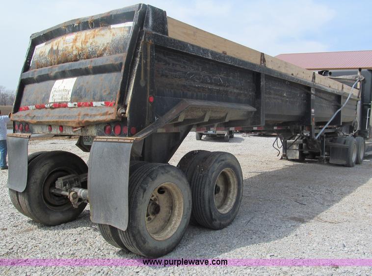 image for item E5970 2000 Lufkin 38' end dump trailer