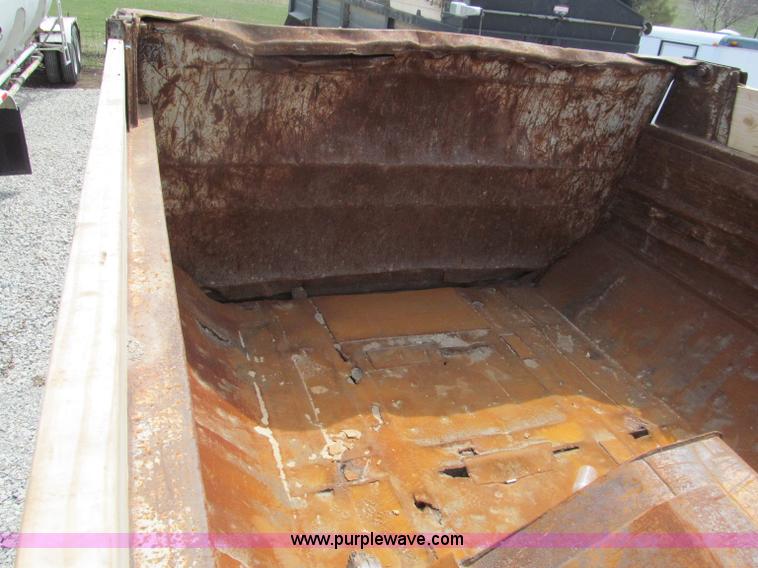 image for item E5970 2000 Lufkin 38' end dump trailer