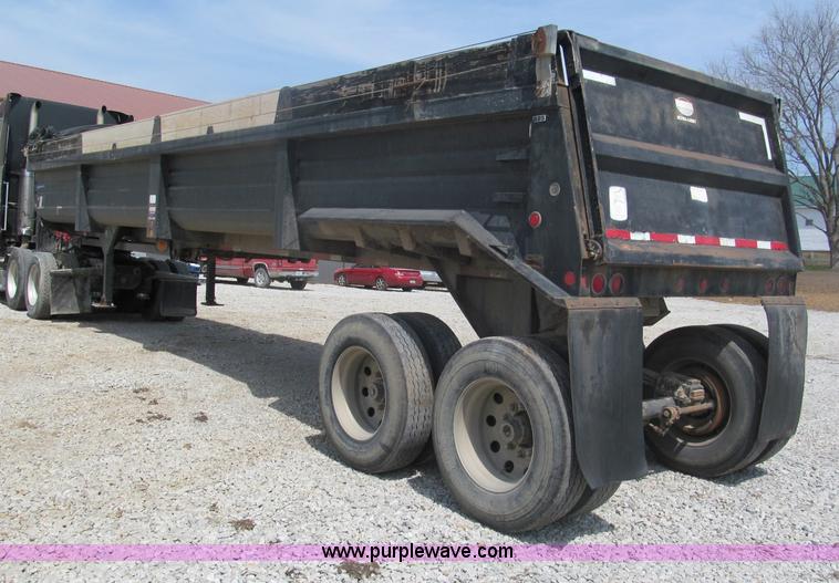 image for item E5971 2000 Lufkin 38' end dump trailer