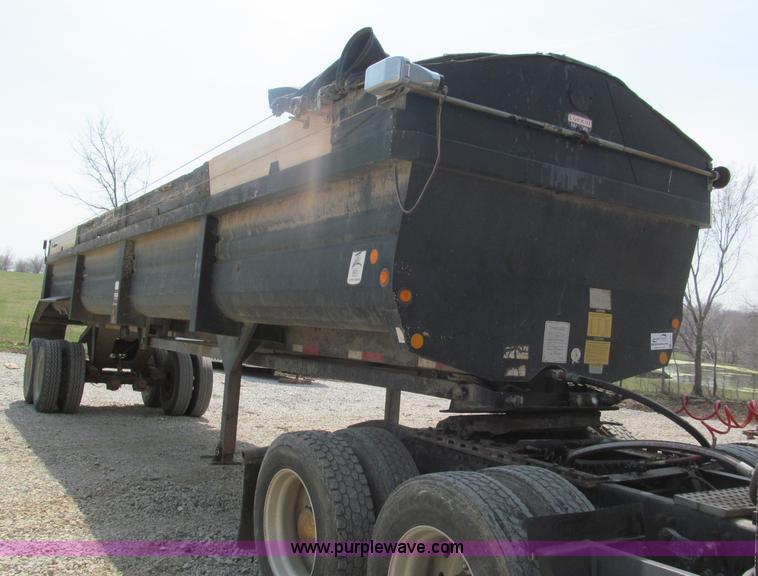image for item E5971 2000 Lufkin 38' end dump trailer