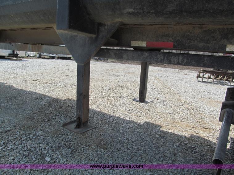 image for item E5971 2000 Lufkin 38' end dump trailer