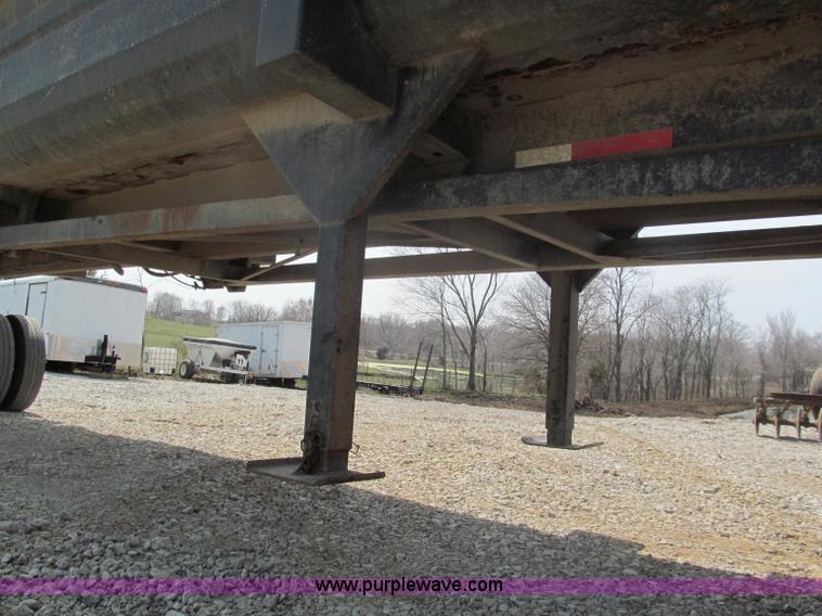 image for item E5971 2000 Lufkin 38' end dump trailer