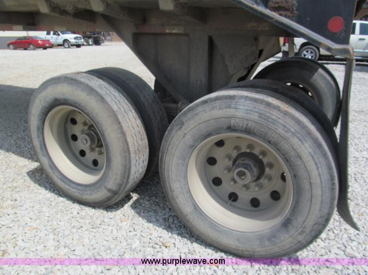 image for item E5971 2000 Lufkin 38' end dump trailer