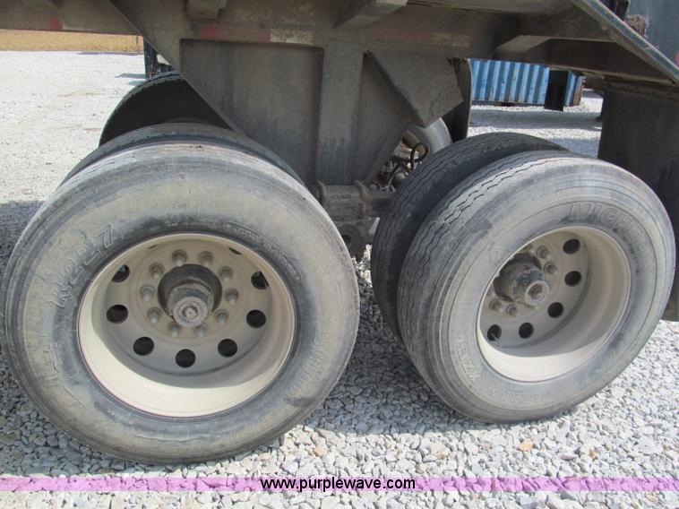 image for item E5971 2000 Lufkin 38' end dump trailer