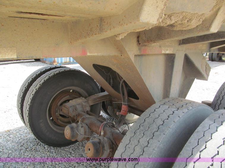 image for item E5971 2000 Lufkin 38' end dump trailer