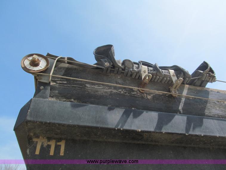 image for item E5971 2000 Lufkin 38' end dump trailer