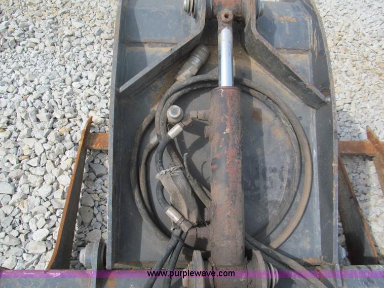 image for item E5977 Palidin 80" graple bucket