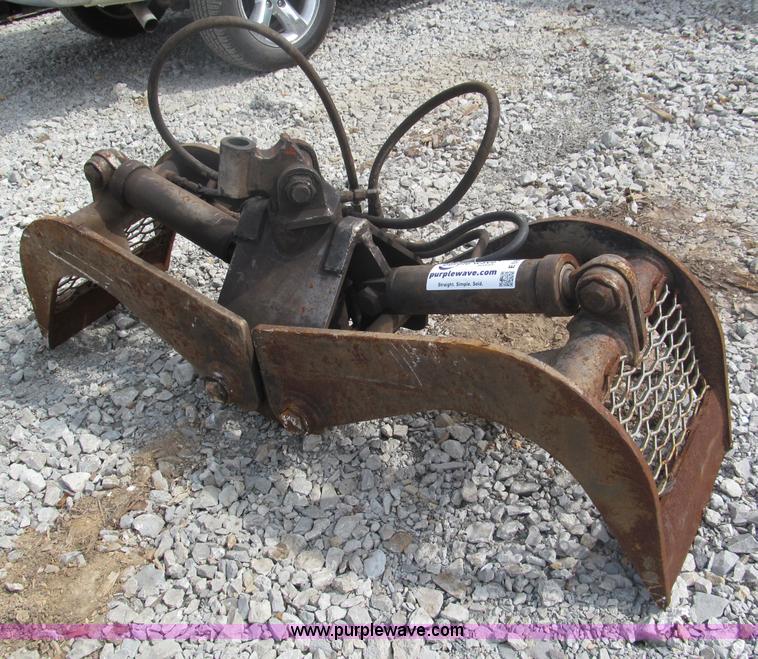 image for item E5978 Prentice P-33 grapple bucket