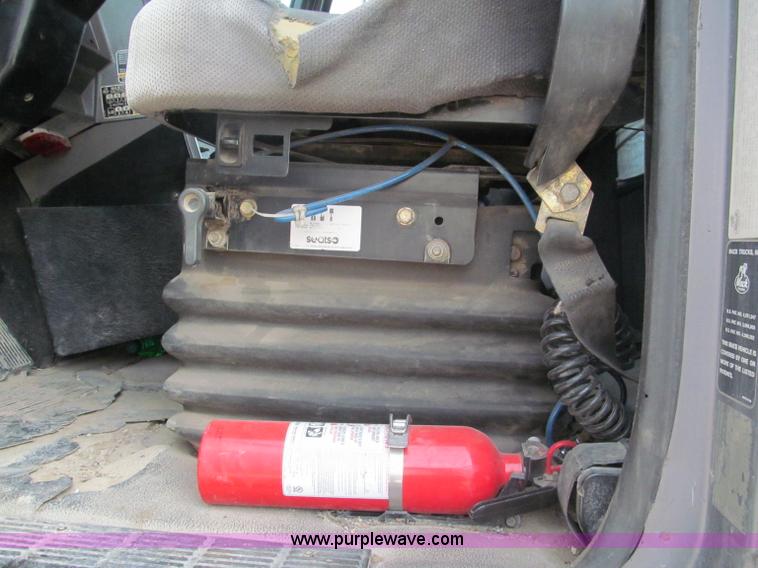 image for item E5979 1997 Mack CH613 semi truck