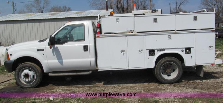 image for item E5981 2000 Ford F550 Super Duty service truck