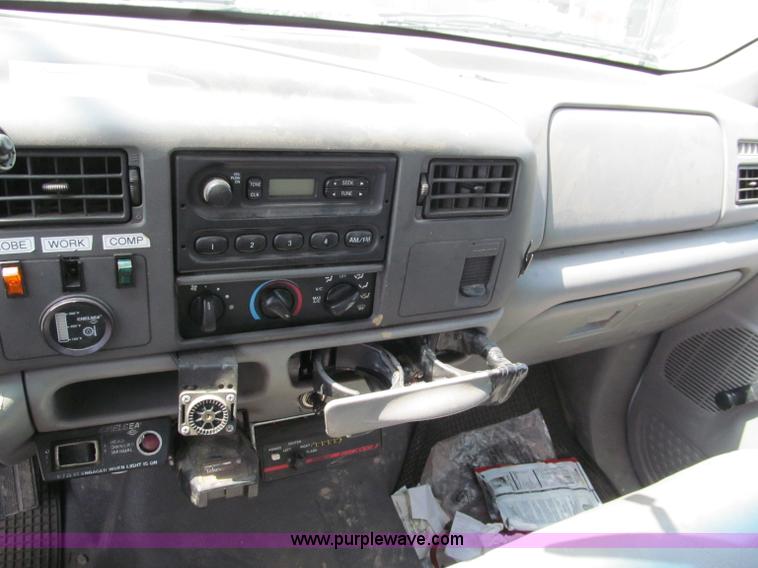 image for item E5981 2000 Ford F550 Super Duty service truck