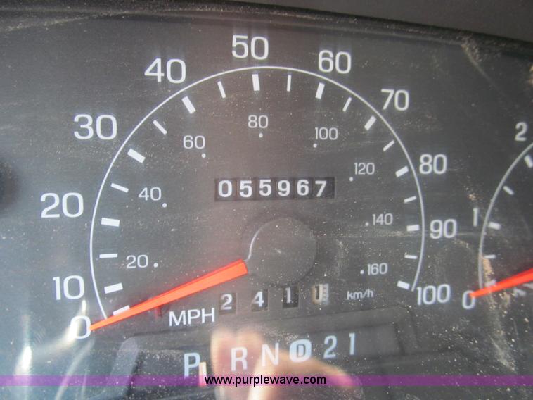 image for item E5981 2000 Ford F550 Super Duty service truck