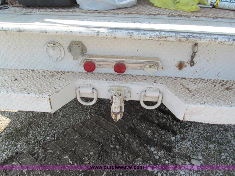 image for item E5981 2000 Ford F550 Super Duty service truck