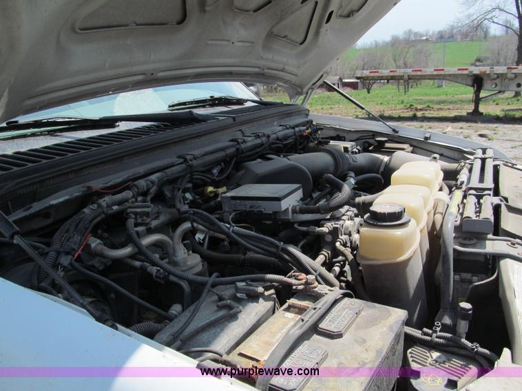 image for item E5981 2000 Ford F550 Super Duty service truck