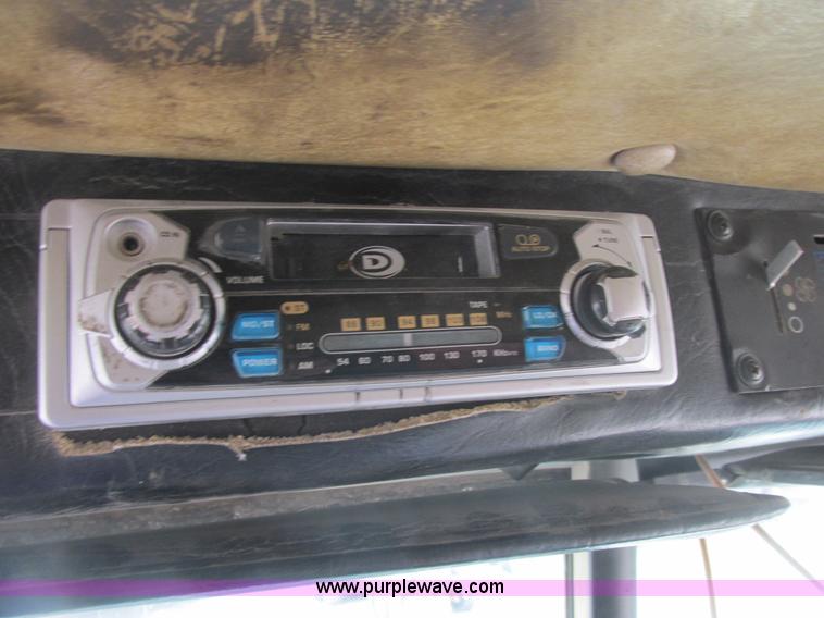 image for item E7134 1989 Western Star 4864F dump truck