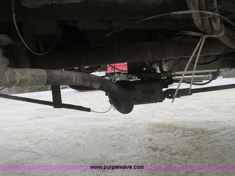 image for item E7134 1989 Western Star 4864F dump truck