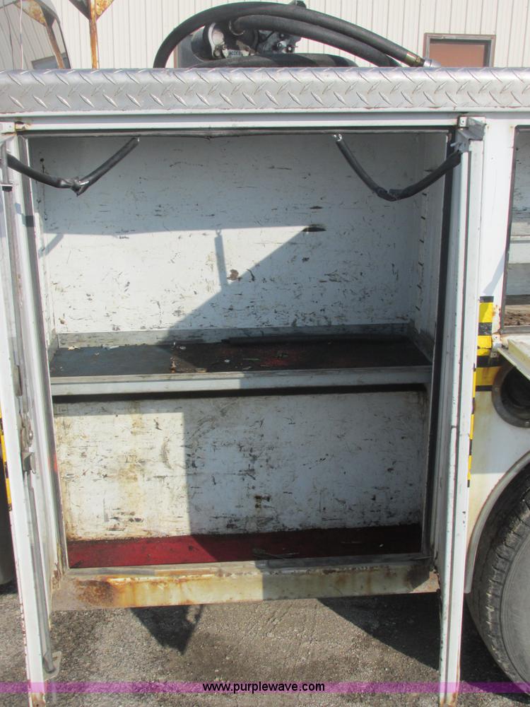 image for item E7149 1998 Chevrolet 3500 service truck