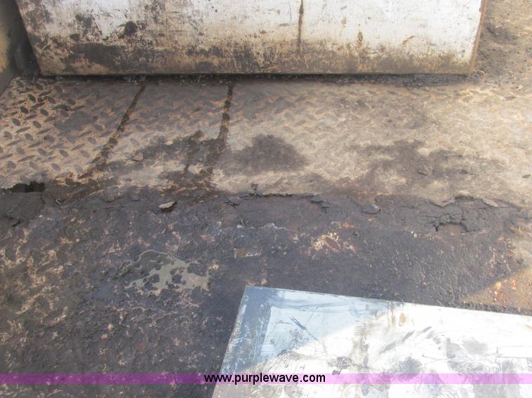 image for item E7149 1998 Chevrolet 3500 service truck