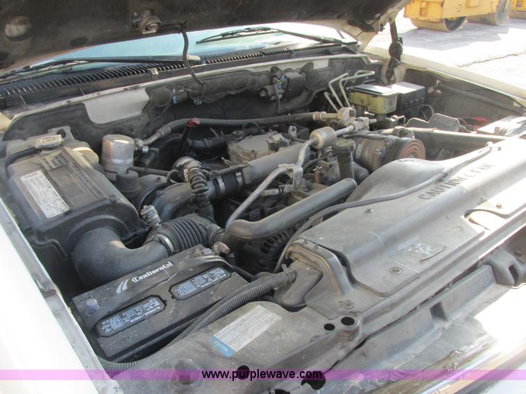 image for item E7149 1998 Chevrolet 3500 service truck