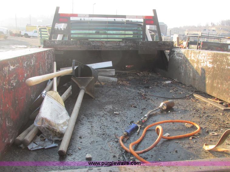 image for item E7158 1995 Chevrolet 3500 HD flatbed pickup truck