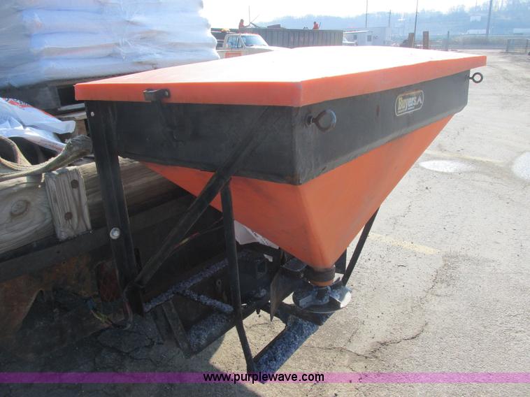 image for item E7165 1995 Chevrolet 3500 flatbed pickup truck