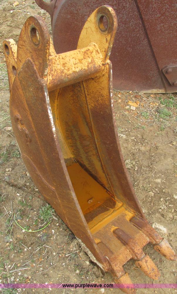 image for item F4433 Case 580L general purpose 12" backhoe bucket