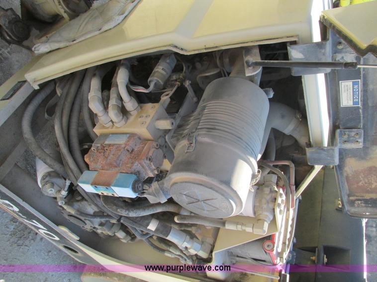 image for item F4439 Ingersoll Rand DD70 vibratory asphalt roller