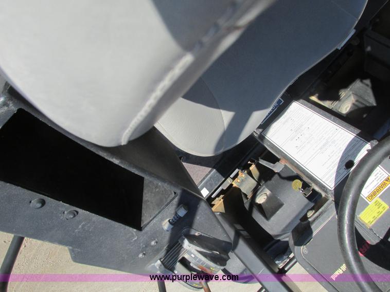 image for item F4439 Ingersoll Rand DD70 vibratory asphalt roller