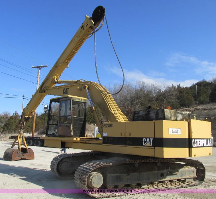 image for item F4440 1990 Caterpillar EL240B  dredge hoe