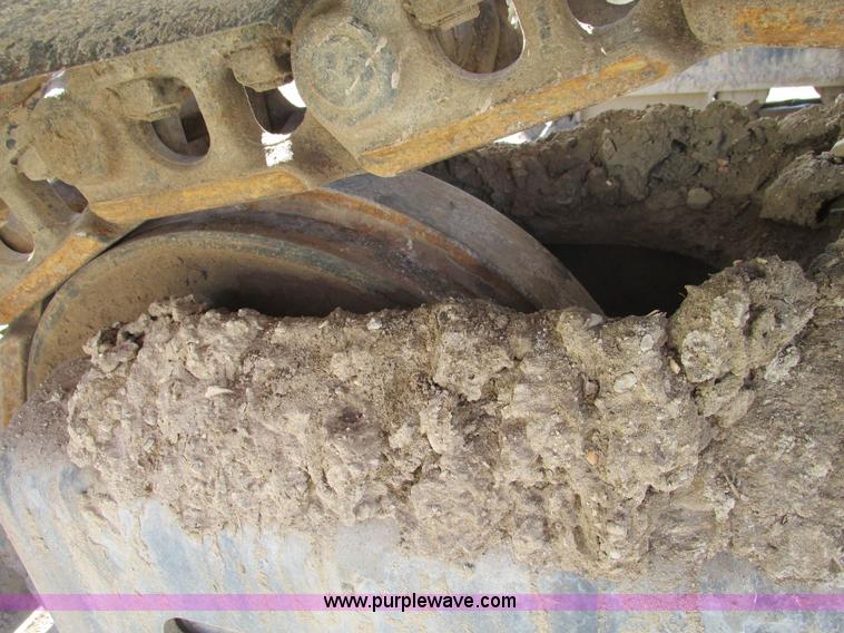 image for item F4440 1990 Caterpillar EL240B  dredge hoe