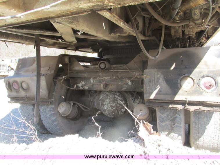 image for item F4442 Gradall G660C excavator