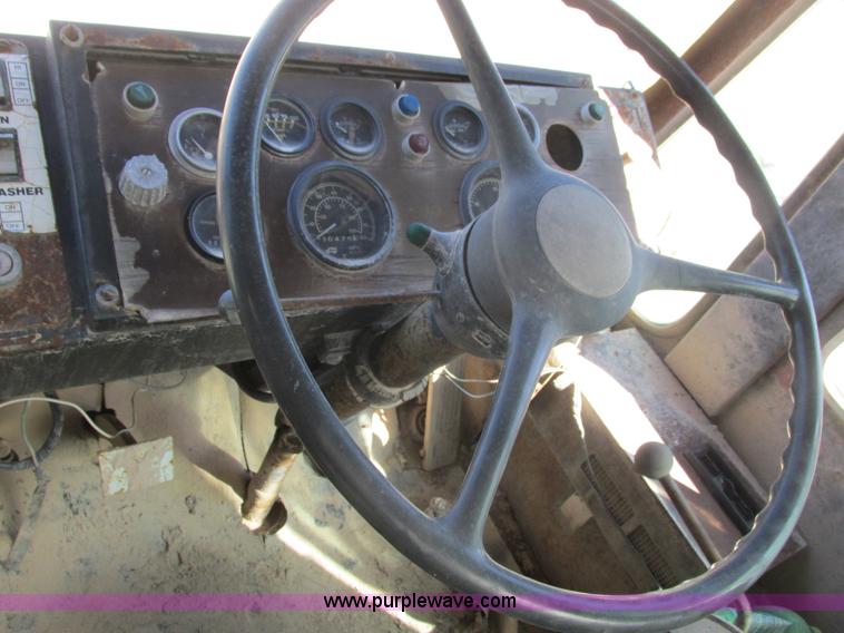 image for item F4442 Gradall G660C excavator