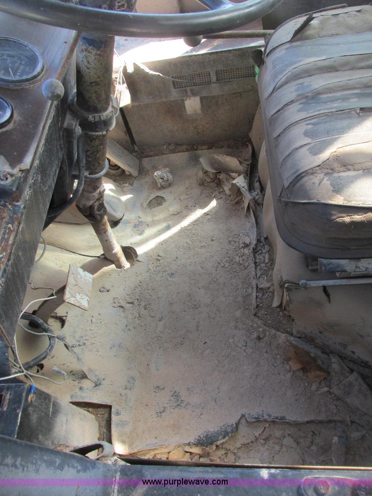 image for item F4442 Gradall G660C excavator