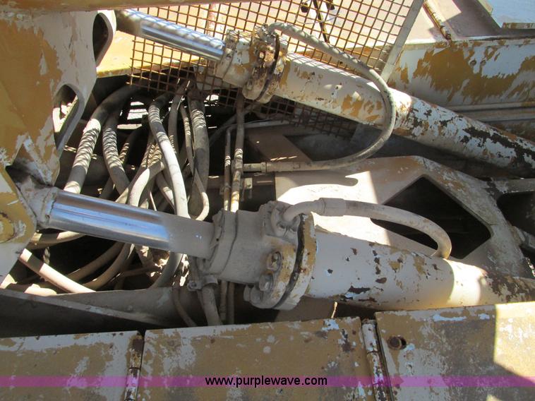 image for item F4442 Gradall G660C excavator