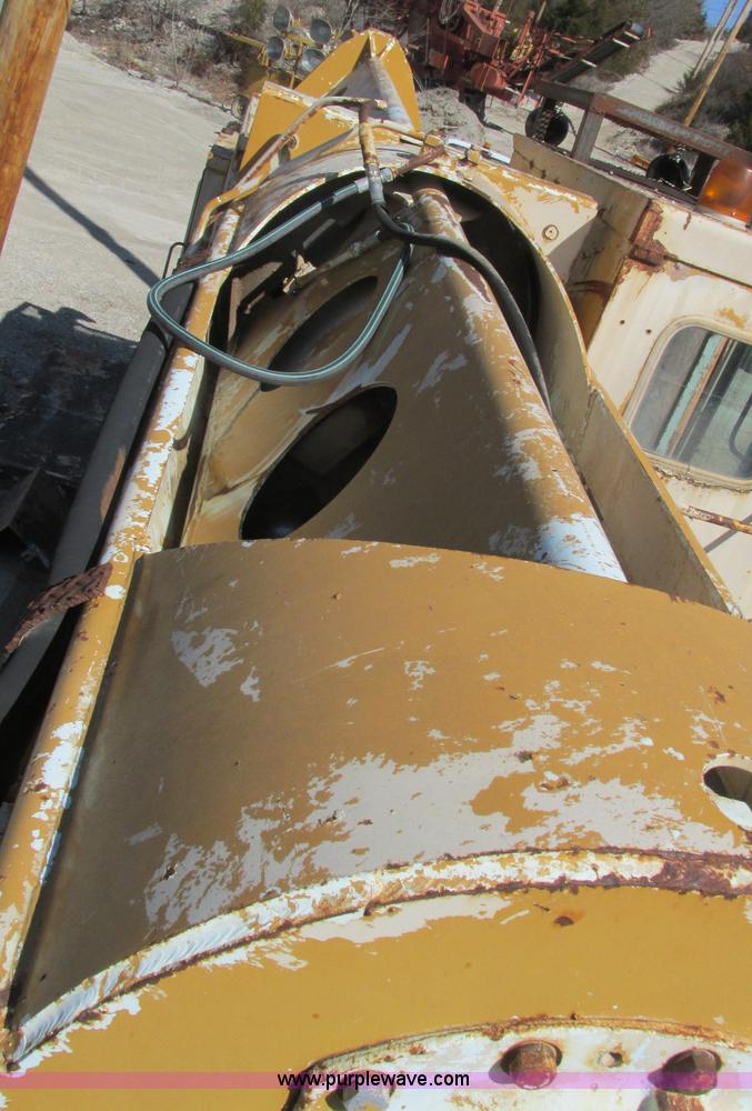 image for item F4442 Gradall G660C excavator