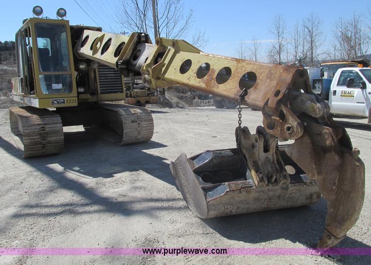 image for item F4443 1993 Gradall XL4200 excavator