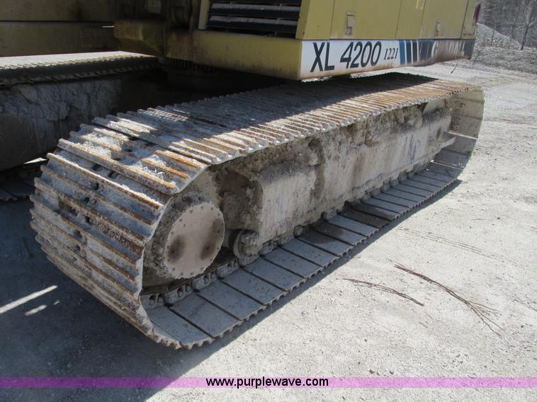 image for item F4443 1993 Gradall XL4200 excavator