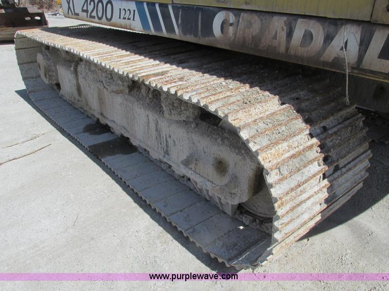 image for item F4443 1993 Gradall XL4200 excavator