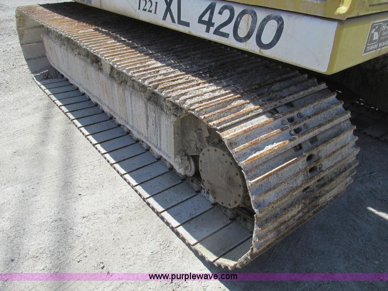 image for item F4443 1993 Gradall XL4200 excavator