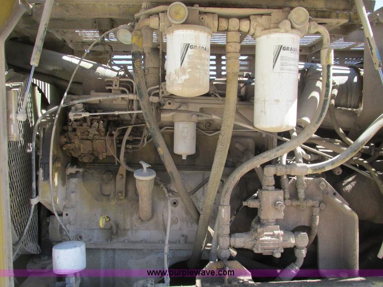 image for item F4443 1993 Gradall XL4200 excavator