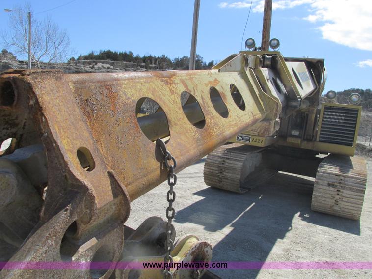image for item F4443 1993 Gradall XL4200 excavator