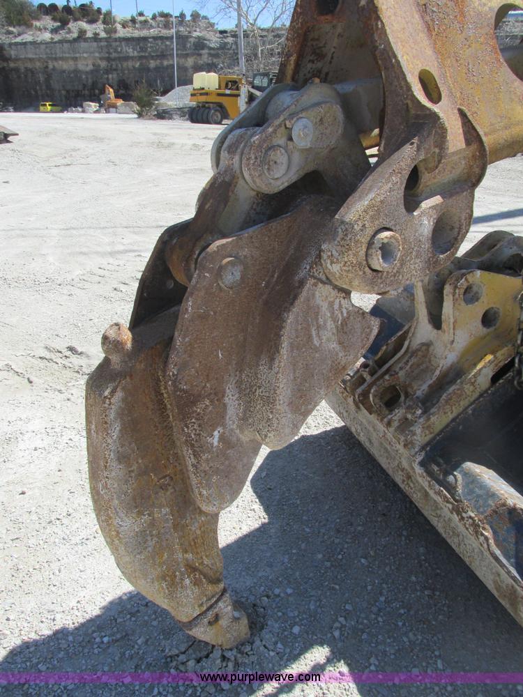 image for item F4443 1993 Gradall XL4200 excavator