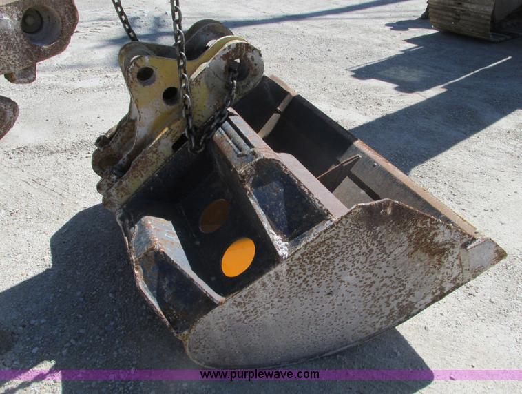 image for item F4443 1993 Gradall XL4200 excavator