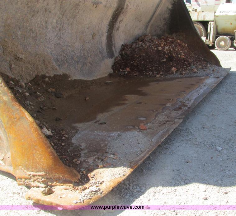 image for item F4447 1966 Caterpillar 966B wheel loader