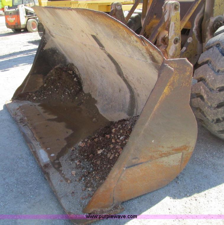 image for item F4447 1966 Caterpillar 966B wheel loader