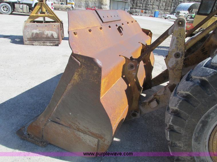 image for item F4447 1966 Caterpillar 966B wheel loader