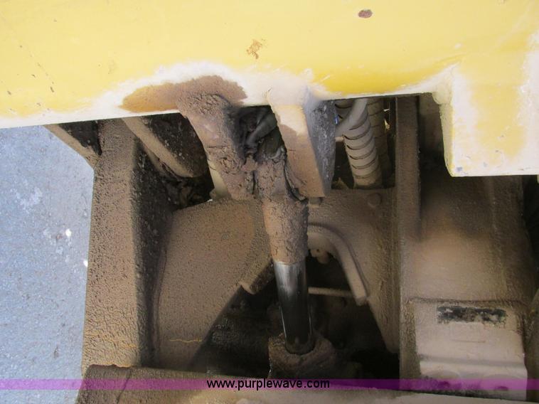 image for item F4447 1966 Caterpillar 966B wheel loader